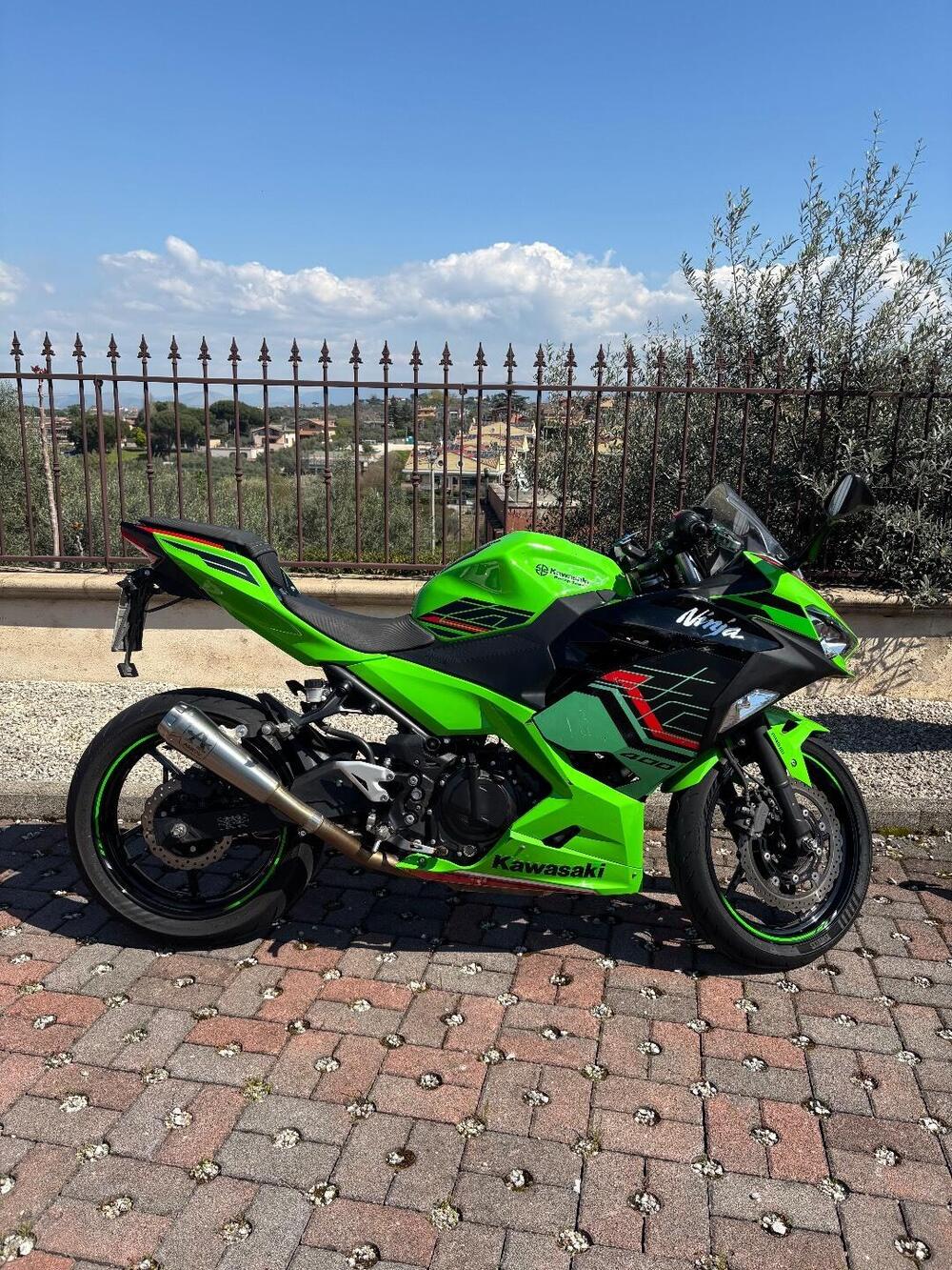 Kawasaki Ninja 400 (2023)