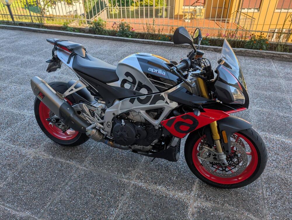 Aprilia Tuono V4 Factory (2019 - 20) (4)