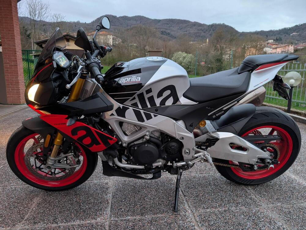 Aprilia Tuono V4 Factory (2019 - 20) (8)