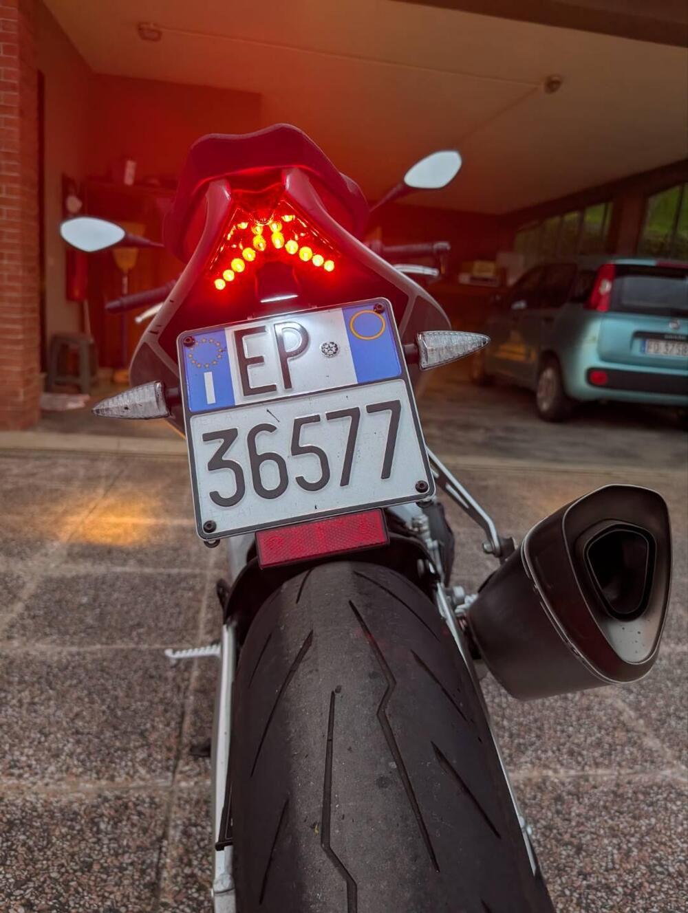 Aprilia Tuono V4 Factory (2019 - 20) (16)