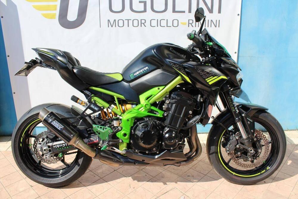 Kawasaki Z 900 (2021 - 24) (8)