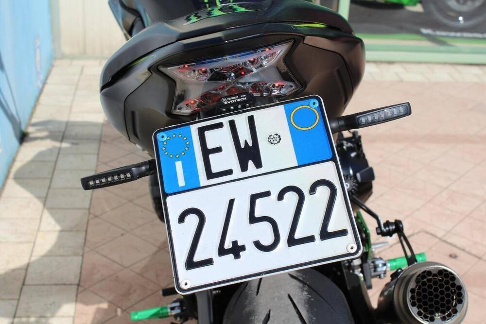 Kawasaki Z 900 (2021 - 24) (14)