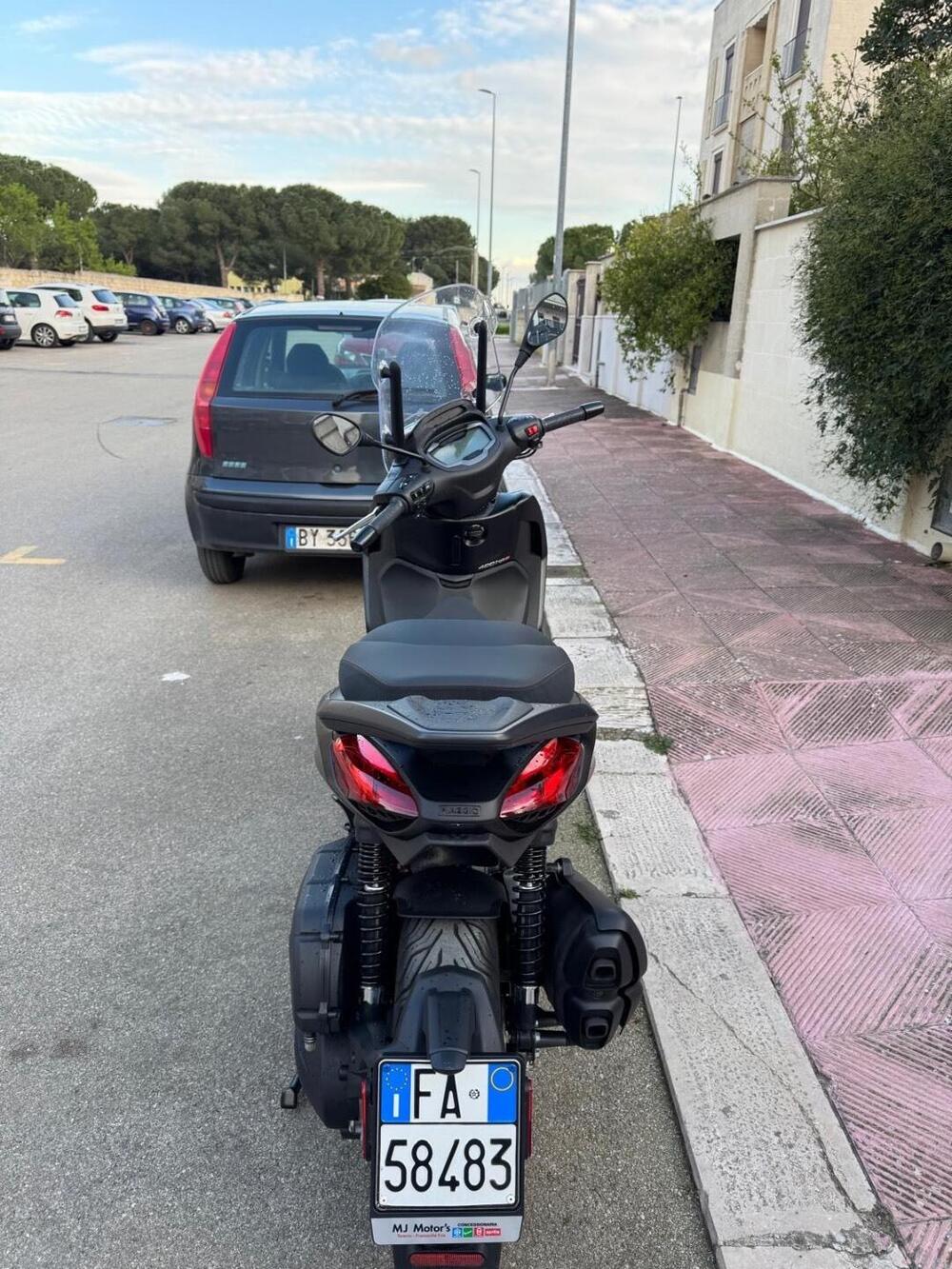 Piaggio Beverly 400 S ABS-ASR (2021 - 24) (4)