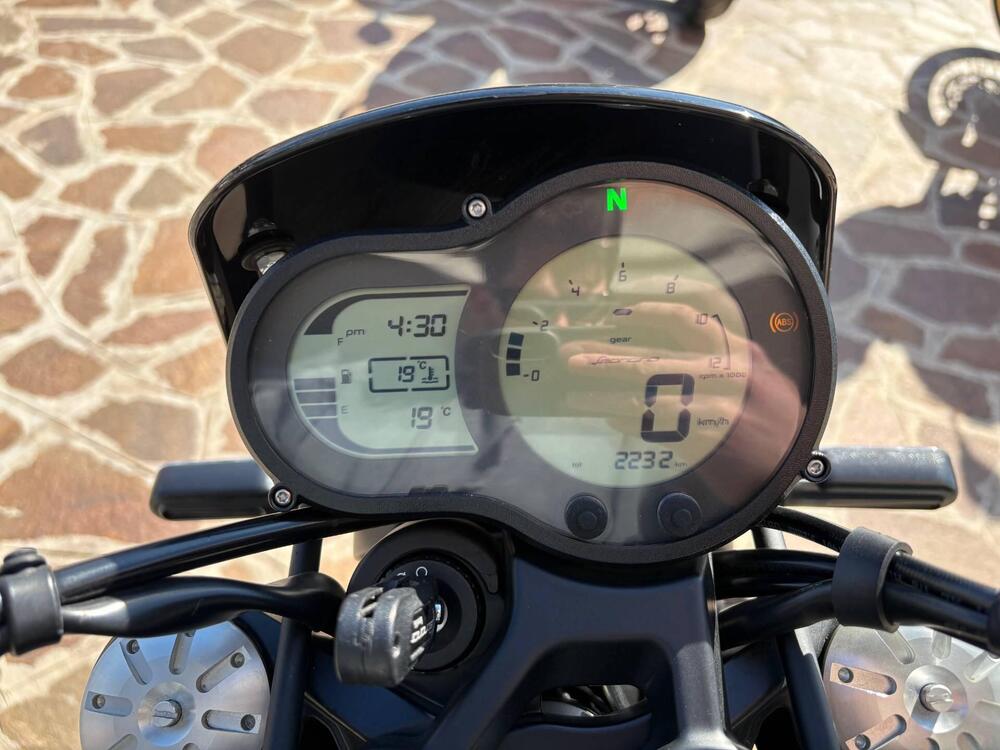 Benelli Leoncino 500 (2021 - 25) (2)