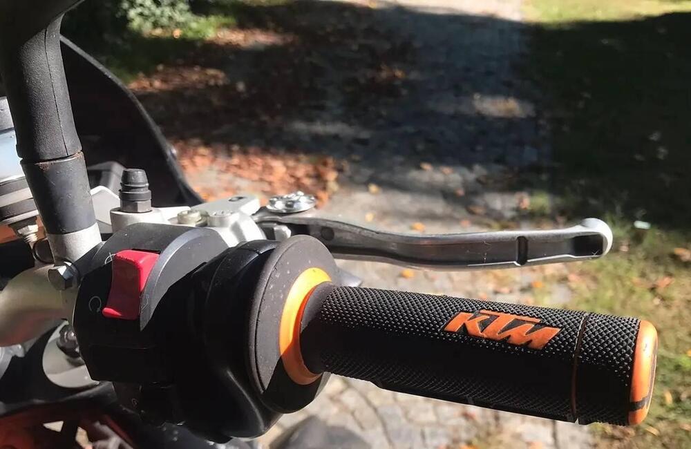 KTM 690 Duke R (2010 - 15) (3)