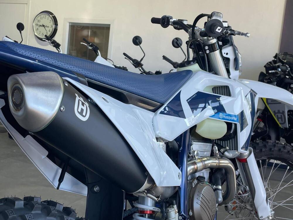 Husqvarna FE 350 (2026) (8)