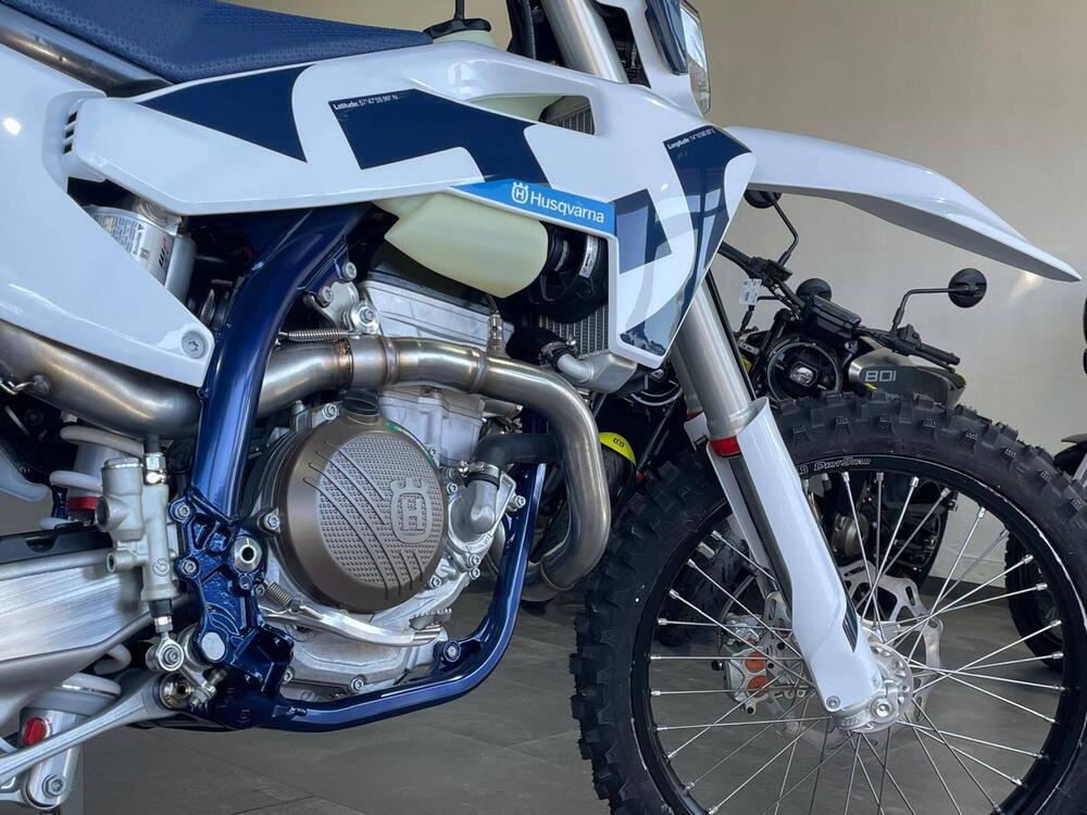 Husqvarna FE 350 (2026) (9)