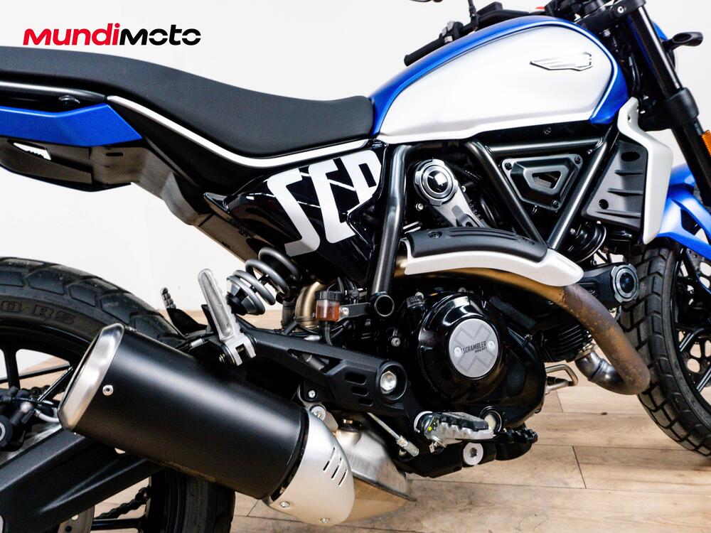 Ducati Scrambler 800 Icon Dark (2025 - 26) (4)