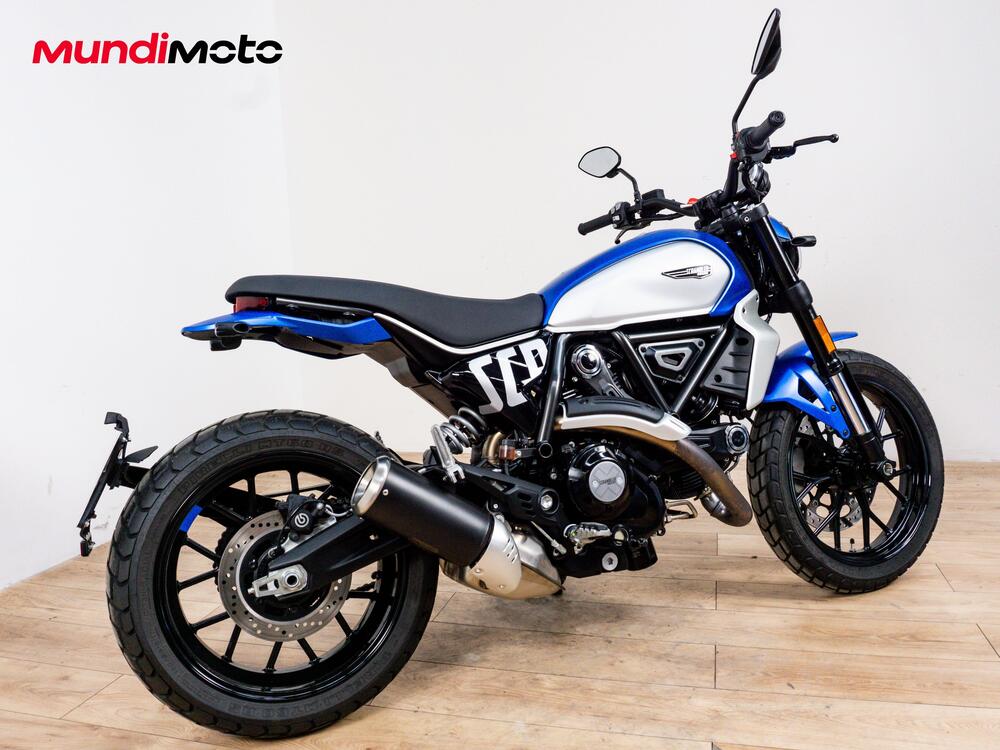 Ducati Scrambler 800 Icon Dark (2025 - 26) (3)