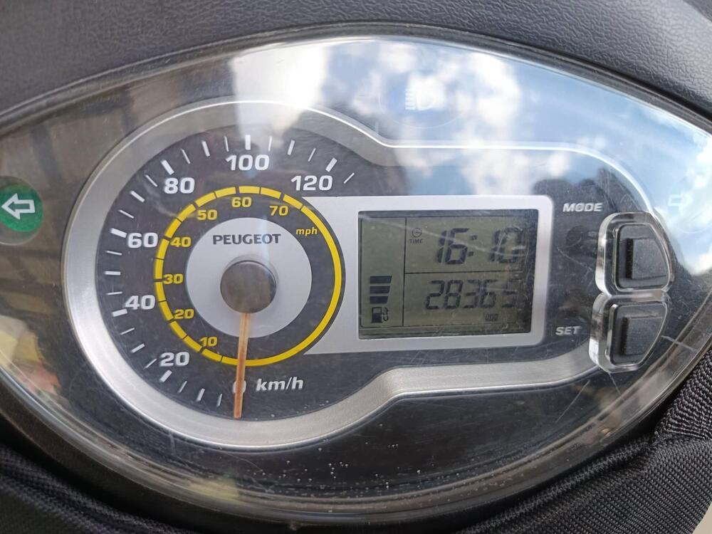 Peugeot Tweet 125 (2010 - 14) (2)