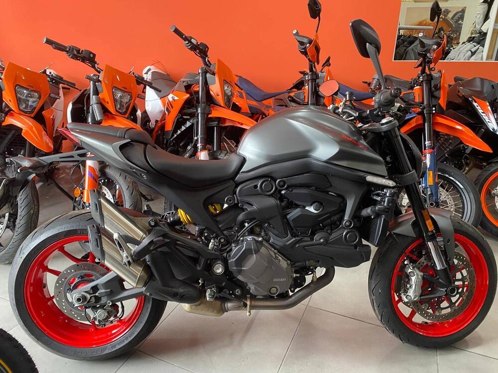 Ducati Monster 937 + (2021 - 25)