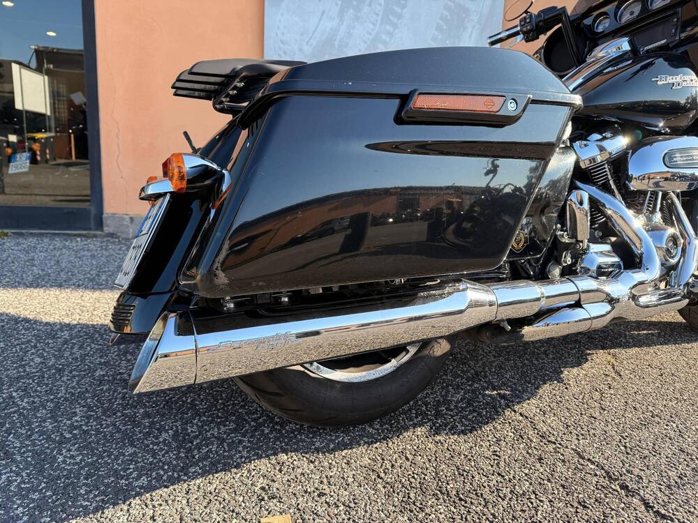 Harley-Davidson 107 Street Glide Special (2017 - 19) - FLHXS (3)