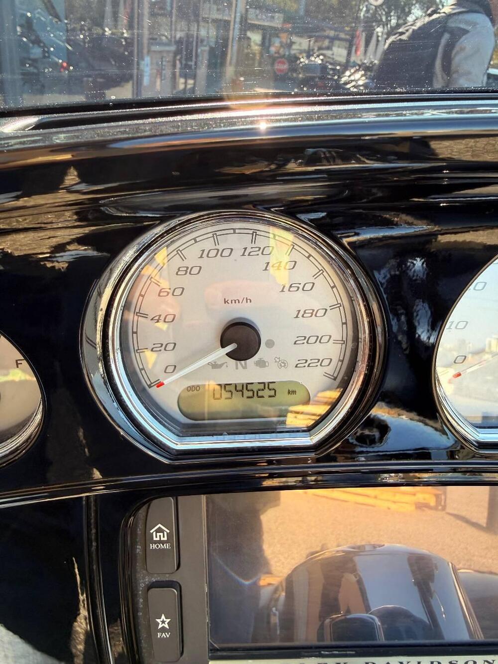 Harley-Davidson 107 Street Glide Special (2017 - 19) - FLHXS (13)