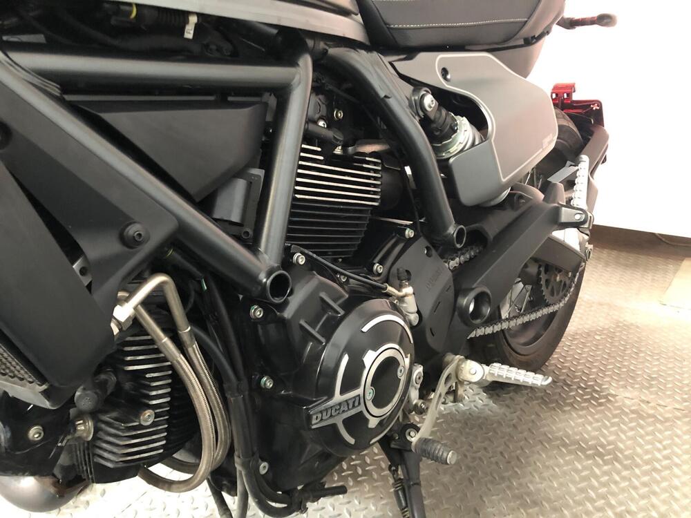 Ducati Scrambler 800 Night Shift (2021 - 22) (6)