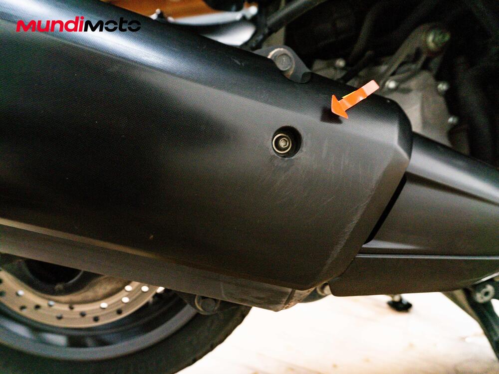 Yamaha X-Max 250 Iron Max ABS (2016) (13)