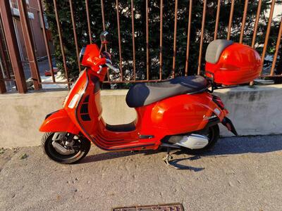 Vespa GTS 300 Super Sport (2023 - 24) usata