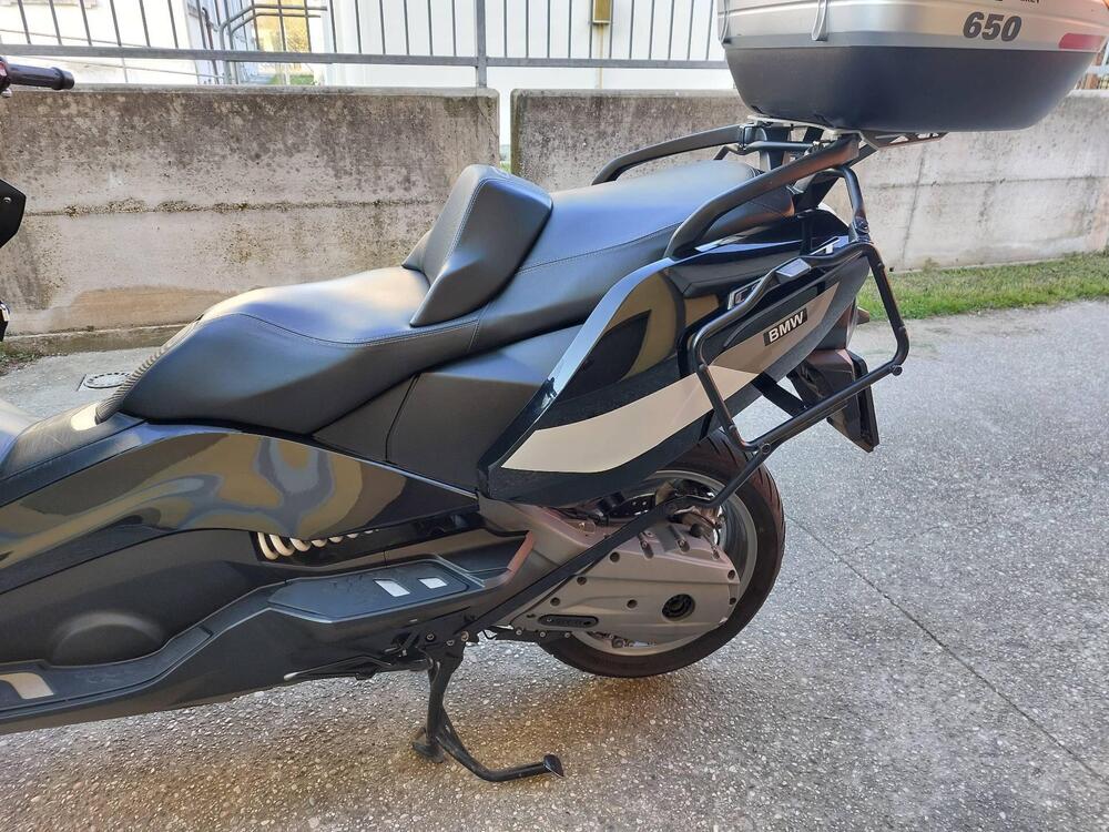 Valigie top case telaietti bmw c650gt Givi (11)