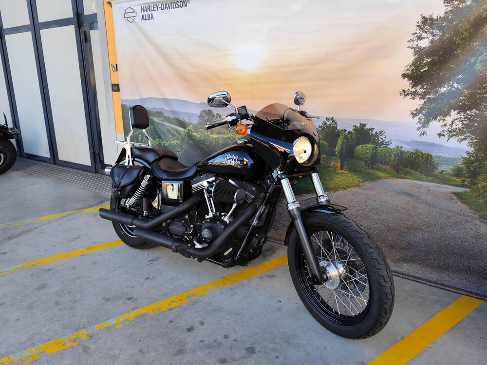 Harley-Davidson 1690 Street Bob Special (2015 - 16) - FXDB (2)