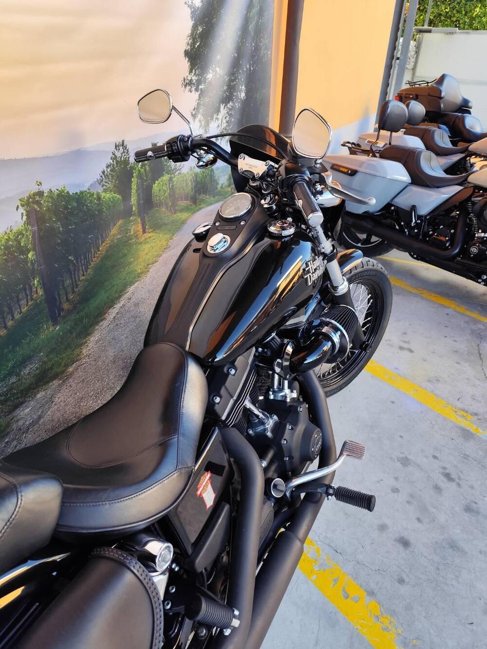 Harley-Davidson 1690 Street Bob Special (2015 - 16) - FXDB (6)