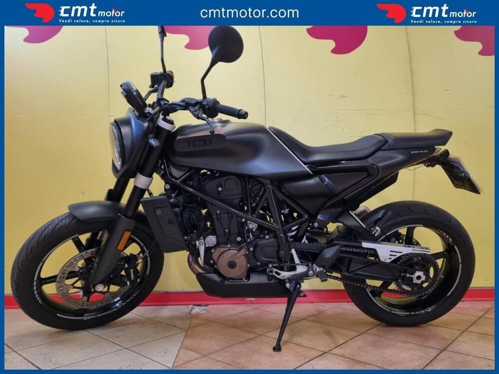 Husqvarna Svartpilen 701 (2019) (2)