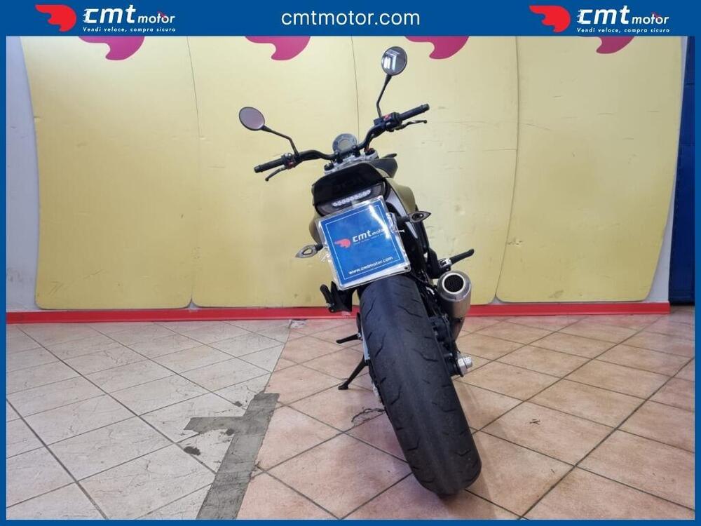 Husqvarna Svartpilen 701 (2019) (5)