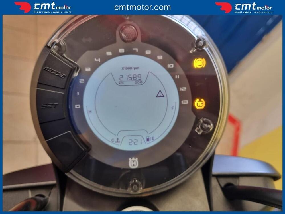 Husqvarna Svartpilen 701 (2019) (6)