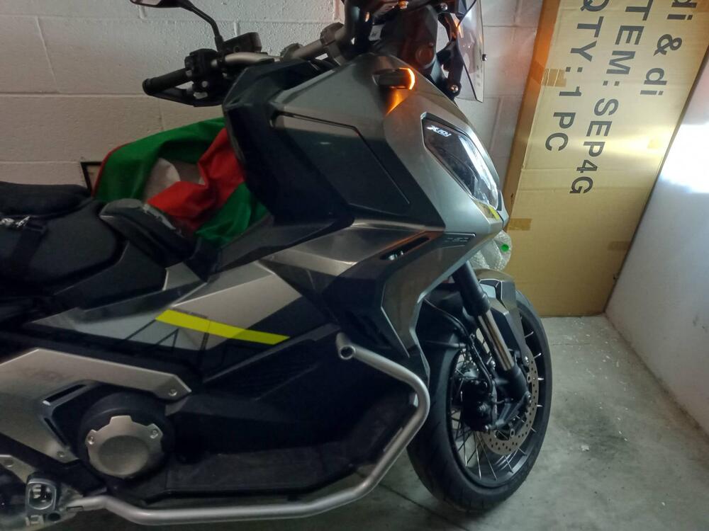 Honda X-ADV 750 DCT Gravel (2021 - 24) (4)