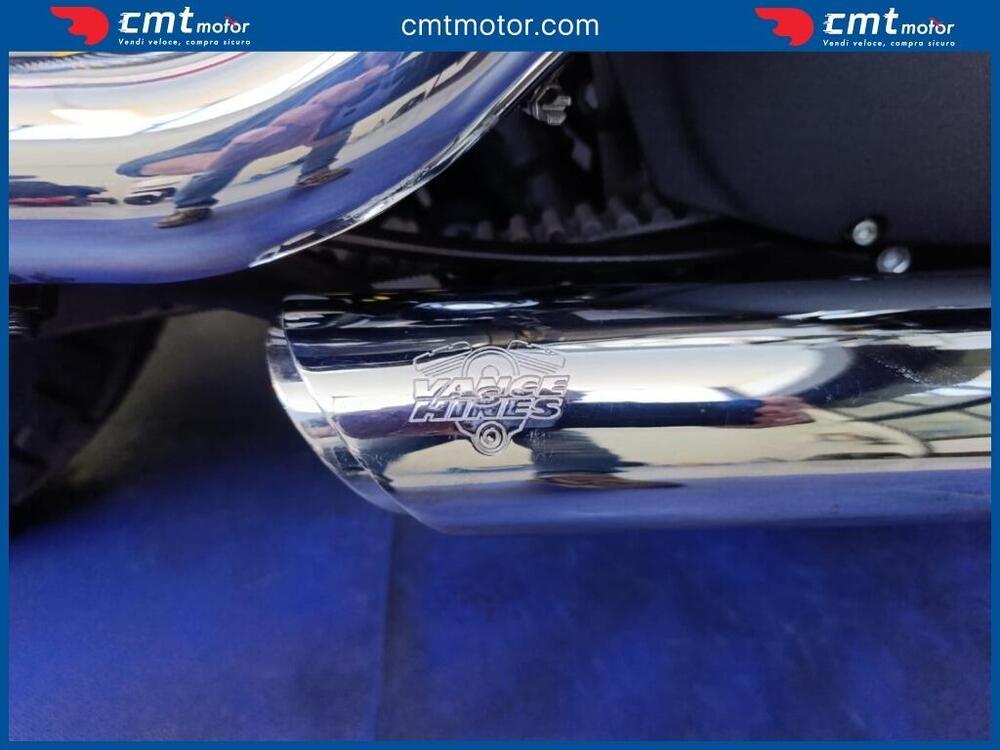 Harley-Davidson 883 Iron (2009 - 11) - XL 883N (10)