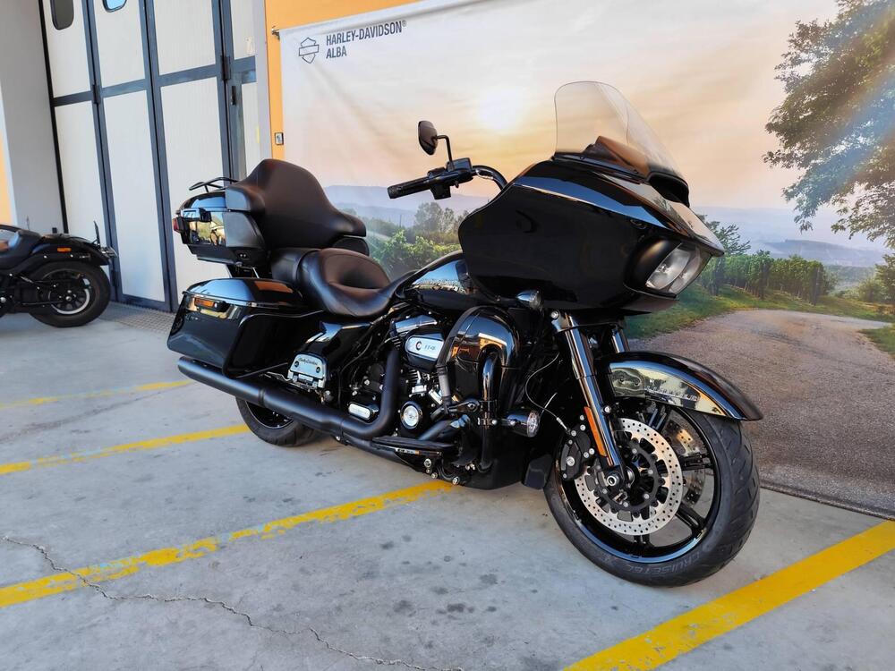 Harley-Davidson 114 Road Glide Limited (2020) - FLTRK (2)