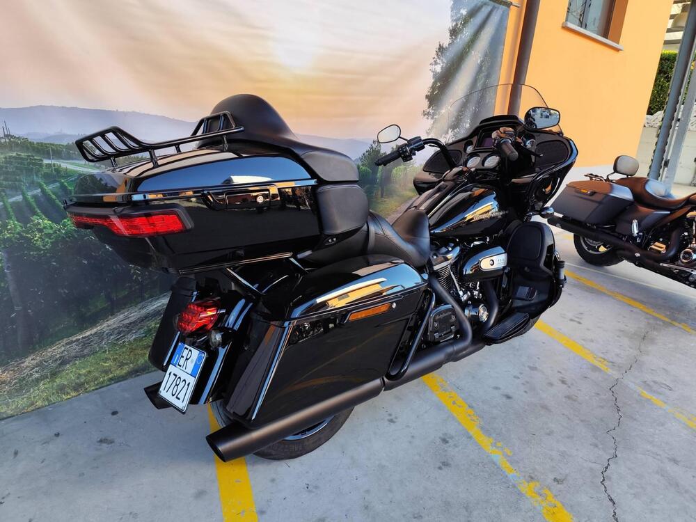 Harley-Davidson 114 Road Glide Limited (2020) - FLTRK (5)