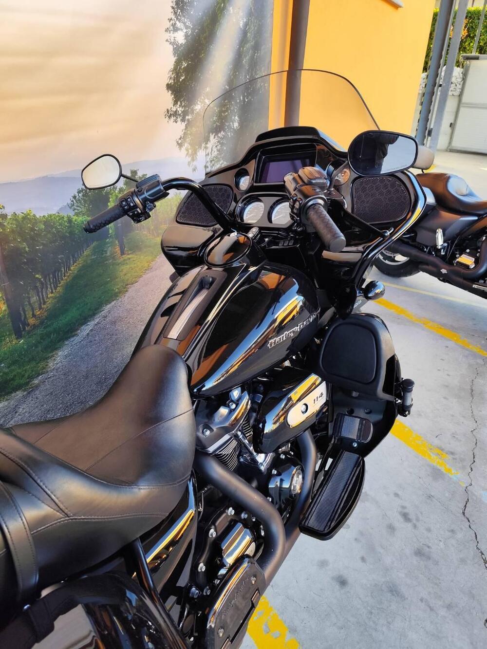 Harley-Davidson 114 Road Glide Limited (2020) - FLTRK (7)