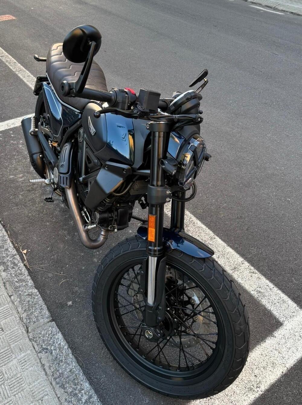 Ducati Scrambler 800 Nightshift (2023 - 24)