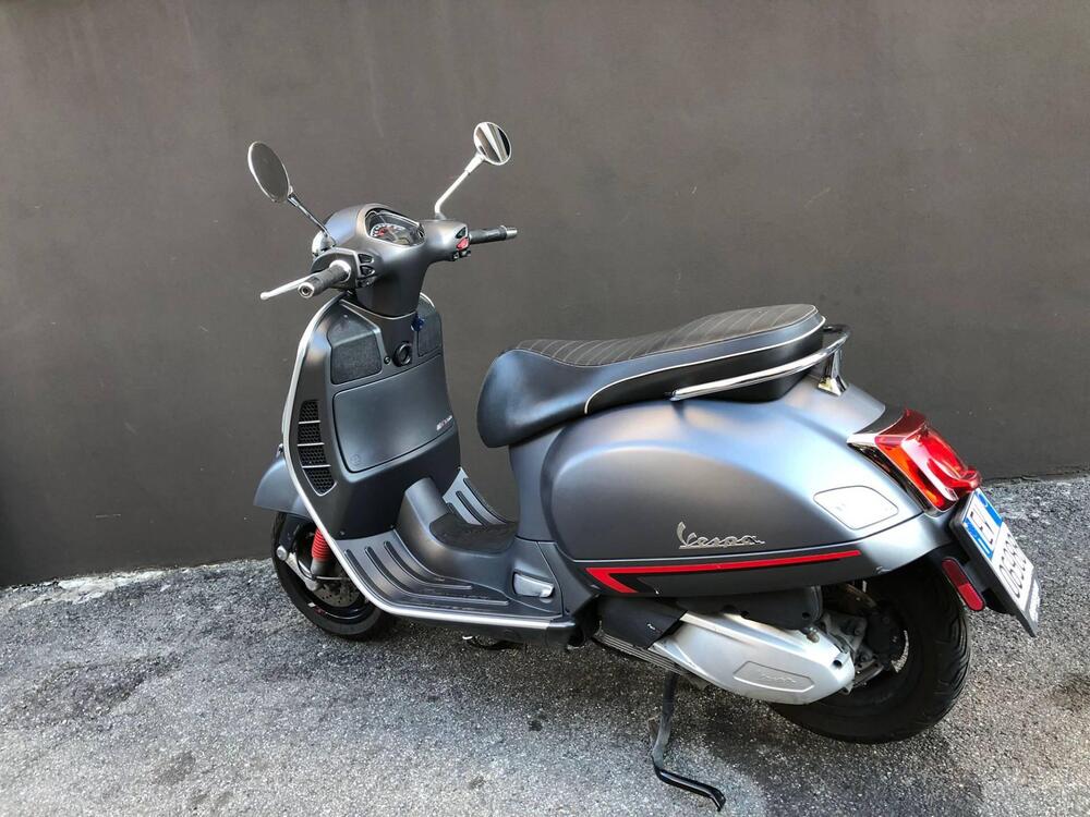 Vespa GTS 300 Super Hpe (2018 - 19) (3)