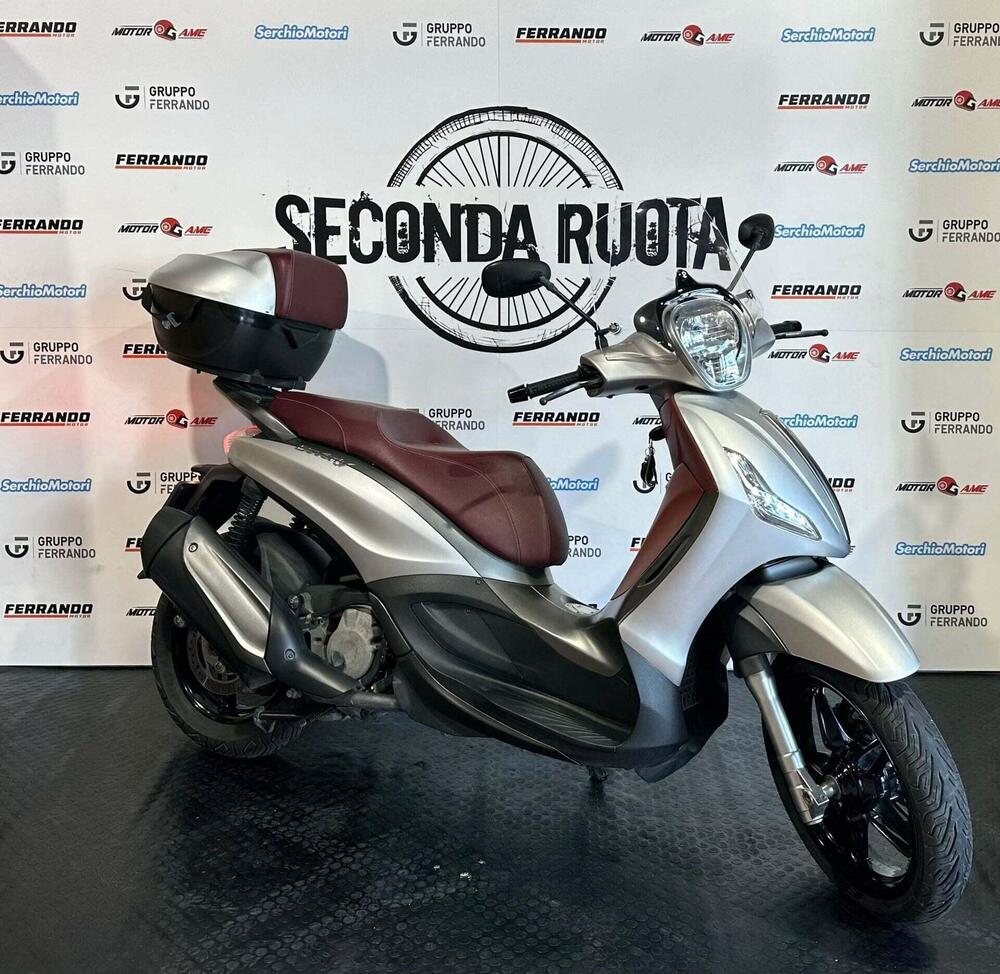 Piaggio Beverly 350 SportTouring ie ABS (2011 - 17) (4)