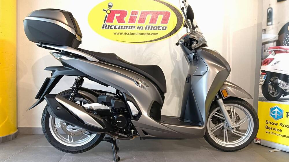 Honda SH 350 (2021 - 24) (2)