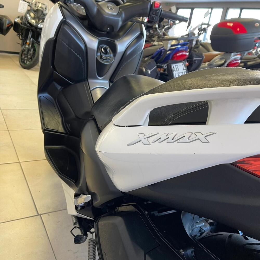 Yamaha X-Max 300 ABS (2017 - 20) (9)