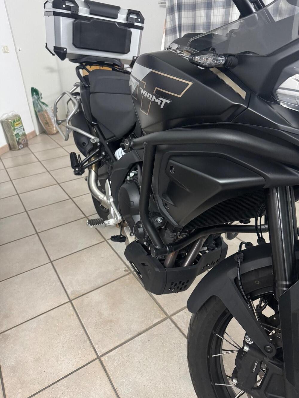 CFMOTO 700MT Adventure (2025 - 26) (3)