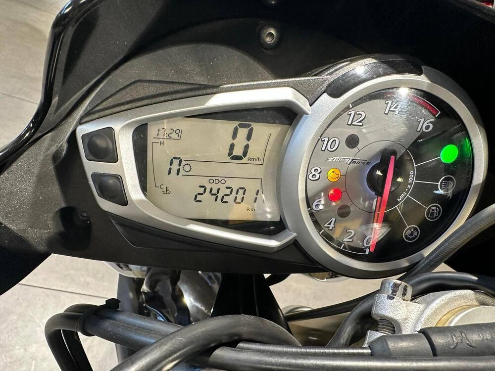 Triumph Street Triple (2007 - 12) (5)
