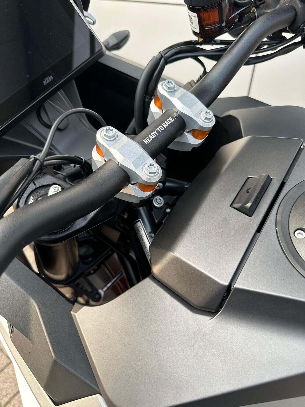 KTM 1290 Super Adventure S (2022 - 25) (9)