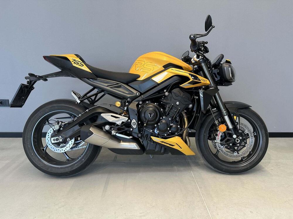 Triumph Street Triple 765 Moto2 (2026) (5)