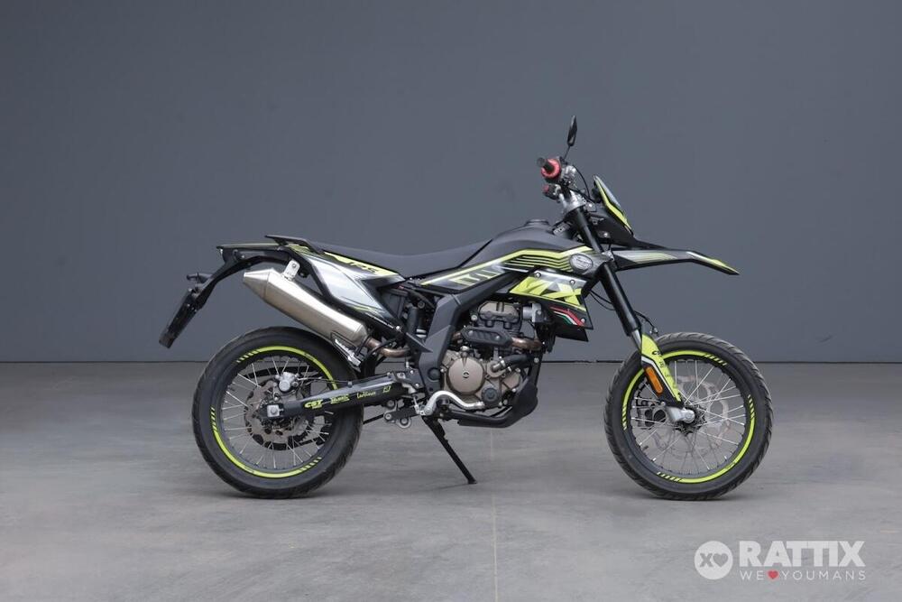FB Mondial SMX 125 Motard (2021 - 24) (4)