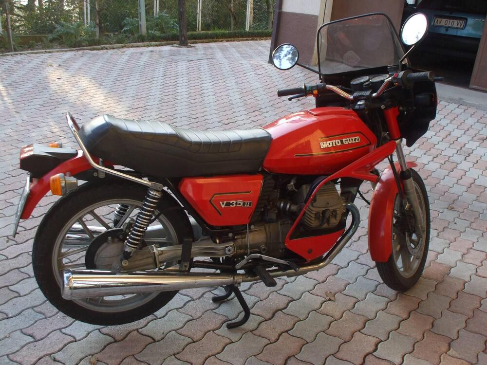 Moto Guzzi V35 II (3)