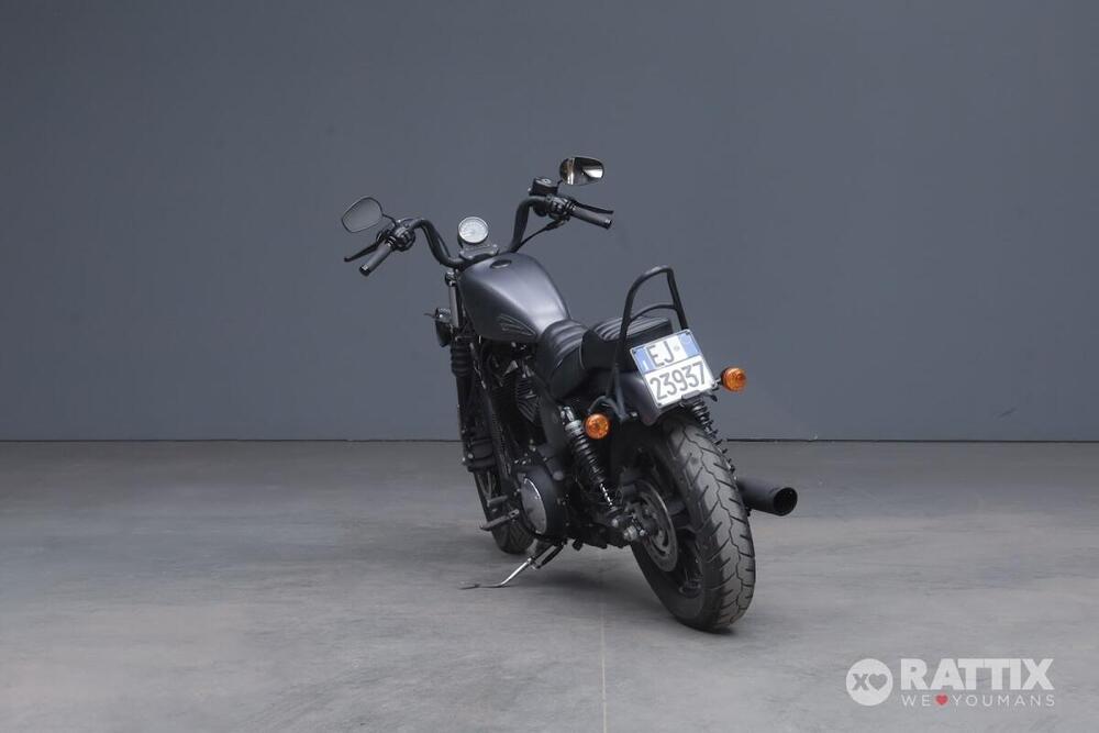 Harley-Davidson 883 Iron (2017 - 20) - XL 883N (5)