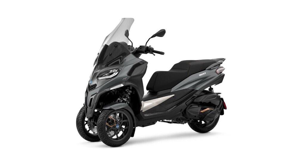 Piaggio MP3 530 Hpe Exclusive (2025 - 26) (2)