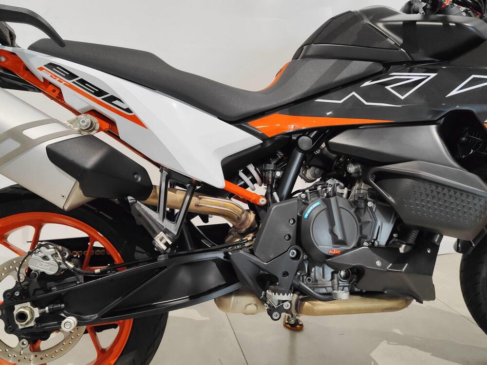 KTM 890 SMT (2023 - 25) (9)