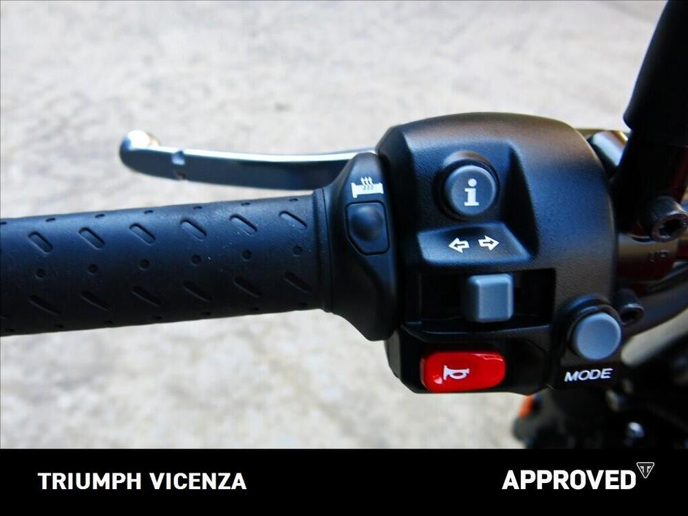 Triumph Street Twin 900 (2021 - 22) (10)