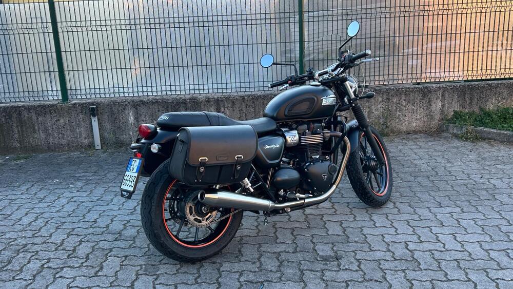 Triumph Street Twin 900 (2016) (6)