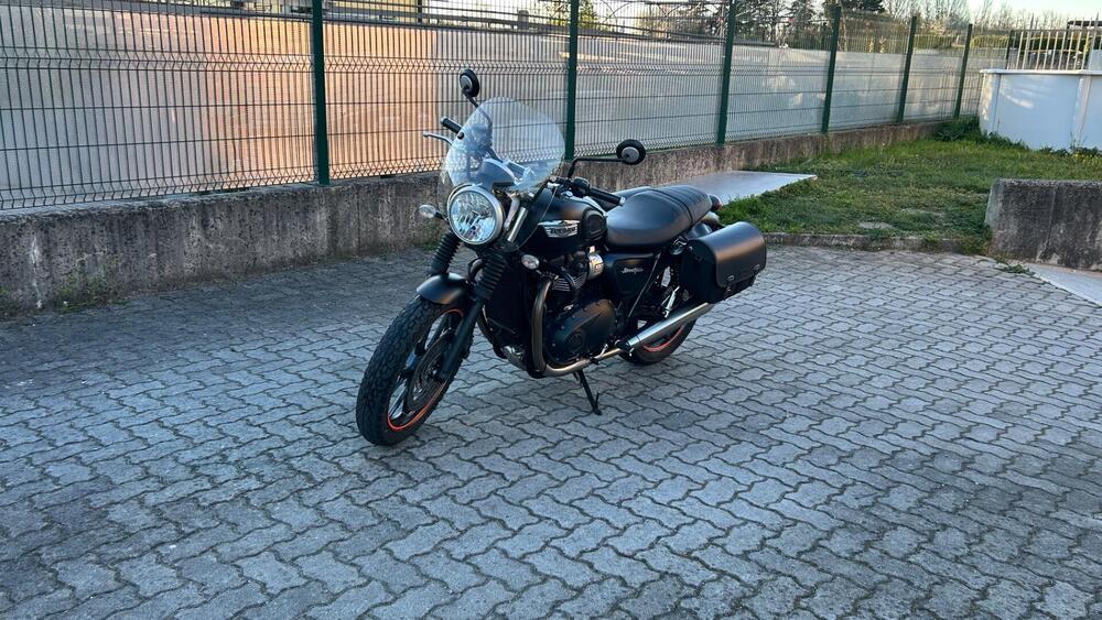 Triumph Street Twin 900 (2016) (7)