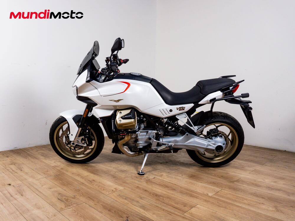 Moto Guzzi V100 Mandello (2022 - 24) (6)