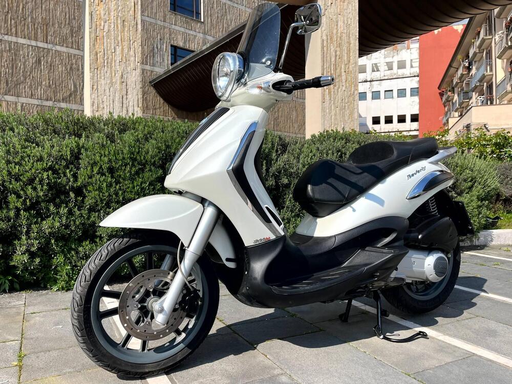 Piaggio Beverly 300 i.e. (2010 - 16) (4)
